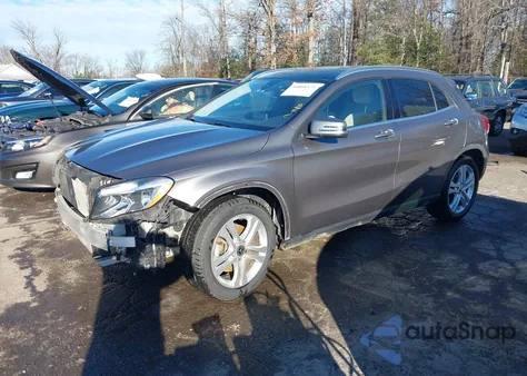 2019 Mercedes-Benz Gla 250 4Matic z USA, uszkodzony, nr VIN WDCTG4GB6KJ600438